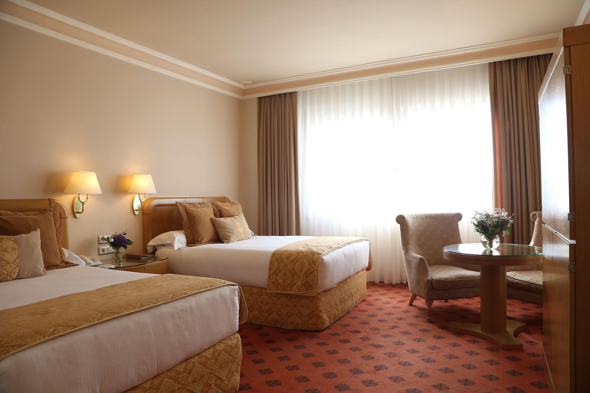 Gran Hotel Los Abetos سانتياغو دي كومبوستيلا المظهر الخارجي الصورة