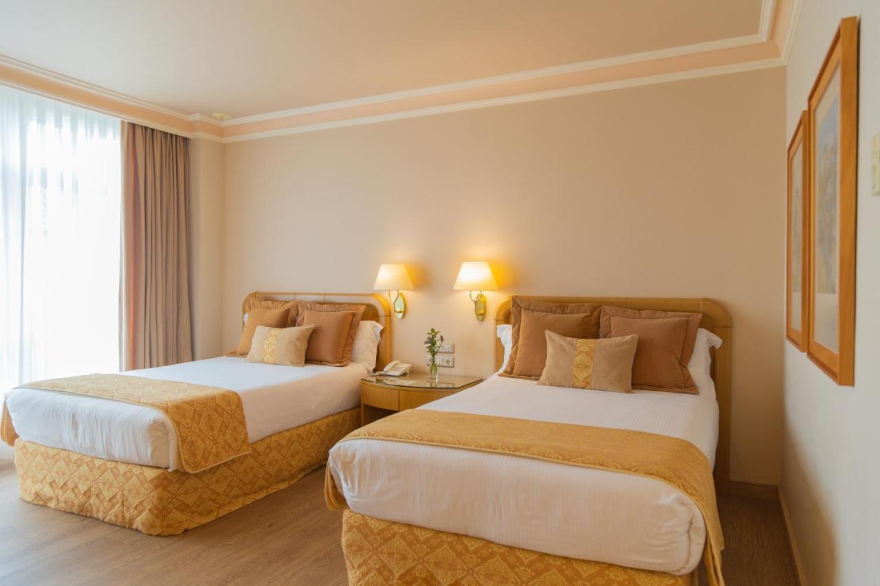 Gran Hotel Los Abetos سانتياغو دي كومبوستيلا المظهر الخارجي الصورة