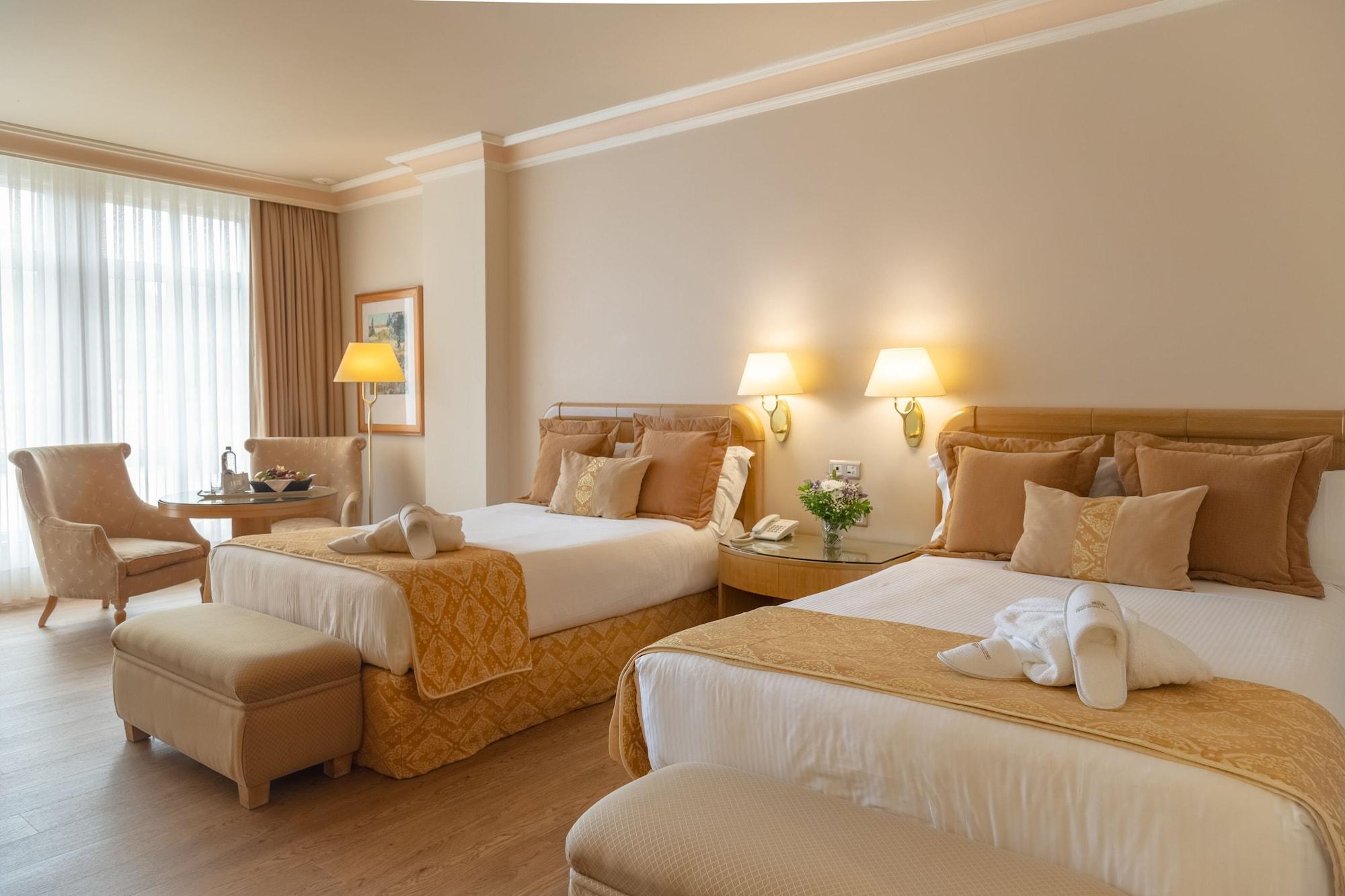 Gran Hotel Los Abetos سانتياغو دي كومبوستيلا المظهر الخارجي الصورة