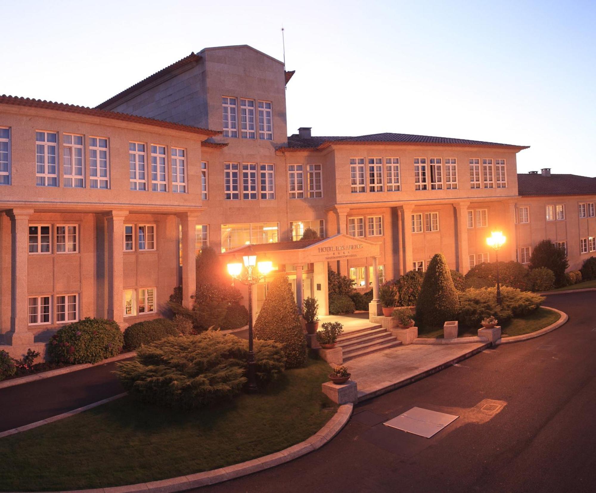 Gran Hotel Los Abetos سانتياغو دي كومبوستيلا المظهر الخارجي الصورة